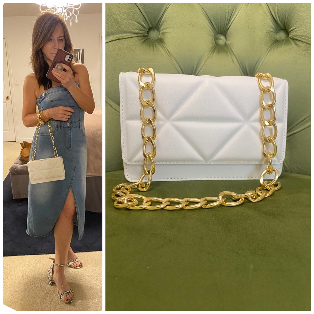 NWOT White Quilted Handbag Shoulder Bag with Gold Chain Strap